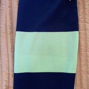 LuLaRoe Cassie skirt (pencil skirt) - size M